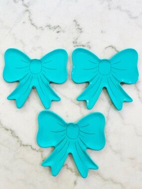3 Bow Plates The Spring Shop Teal Green Bow Plate- Party Bow Tray -Bow Dishes